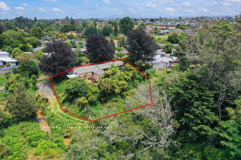 Photo of property in 7 Tauhara Drive, Queenwood, Hamilton, 3210