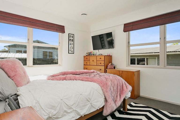 Photo of property in 308a Shakespeare Street, Leamington, Cambridge, 3432