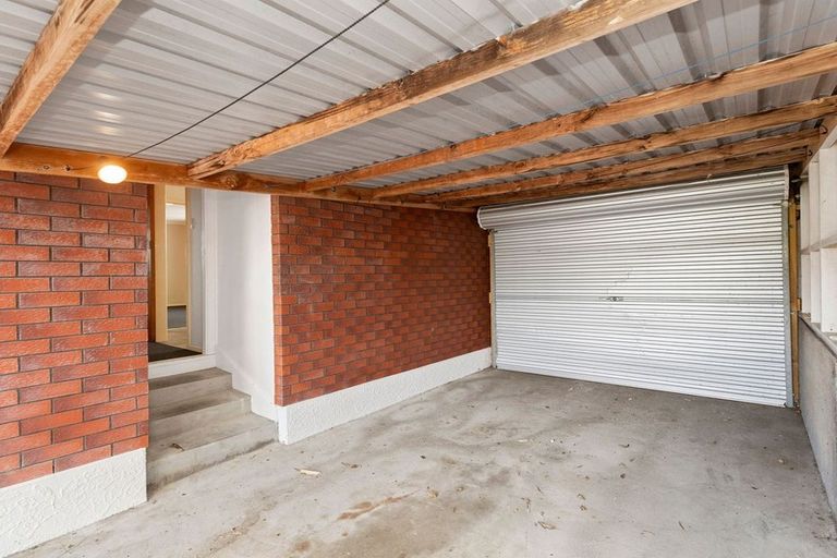 Photo of property in 2/67 Young Street, New Plymouth, 4310