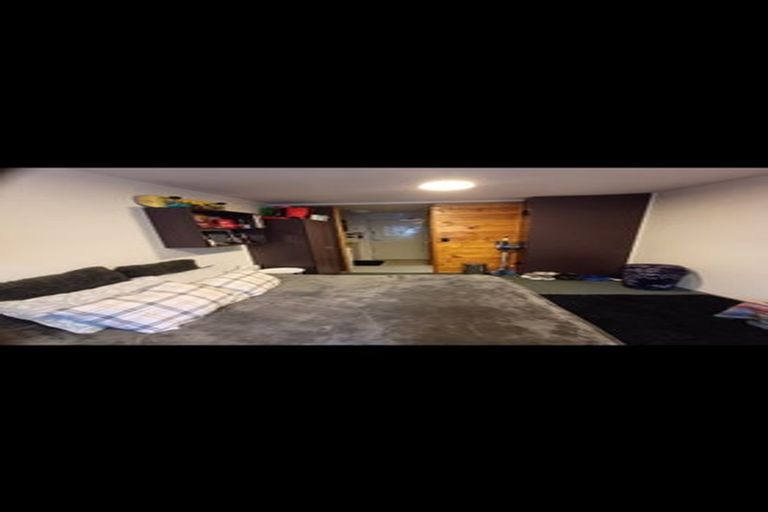 Photo of property in 12 Martin Square, Te Aro, Wellington, 6011