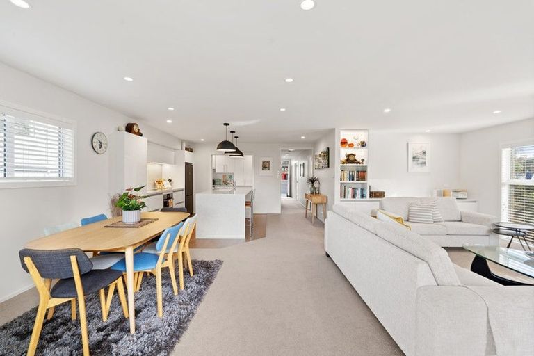 Photo of property in 1/21 Marie Avenue, Red Beach, 0932