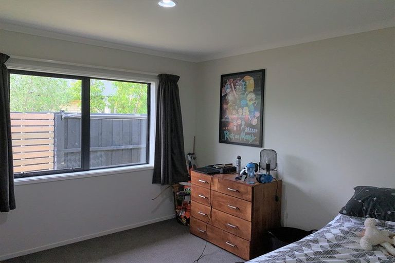 Photo of property in 52 Shillingford Boulevard, Rolleston, 7615