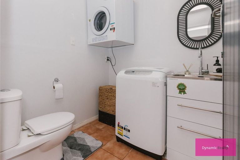 Photo of property in 33 Slacks Road, Awapuni, Palmerston North, 4412