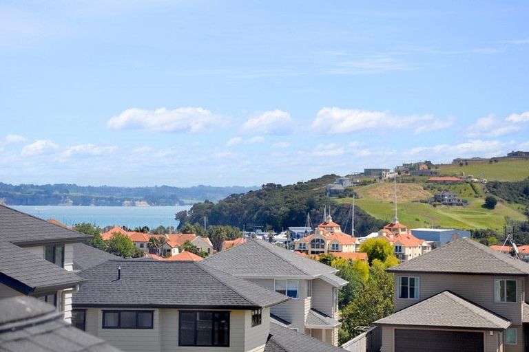 Photo of property in 7 Buccaneer Court, Gulf Harbour, Whangaparaoa, 0930