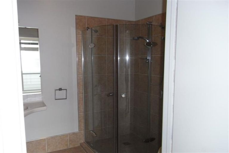 Photo of property in 3/11 Carlos Drive, Flat Bush, Auckland, 2016