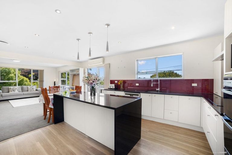 Photo of property in 217 Glamorgan Drive, Torbay, Auckland, 0630