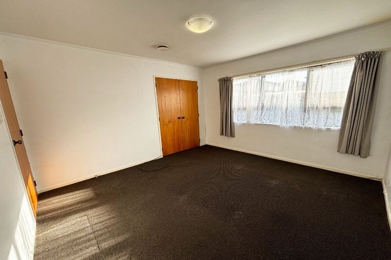 Photo of property in 2/152 Rangitoto Road, Papatoetoe, Auckland, 2025