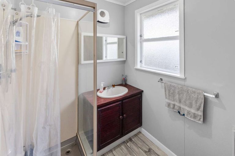 Photo of property in 33 Winter Street, Mangapapa, Gisborne, 4010