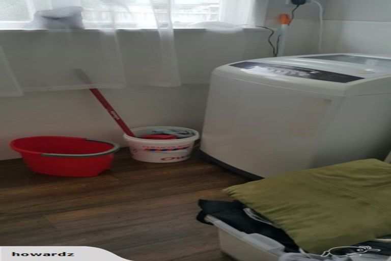 Photo of property in 6 Defoe Avenue, Hillcrest, Hamilton, 3216