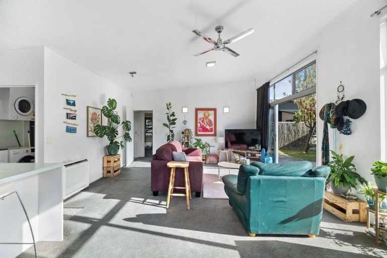 Photo of property in 32 Sylvan Street, Lake Hayes, Queenstown, 9304