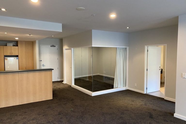 Photo of property in Kate Sheppard Apartments, 4h/42 Molesworth Street, Thorndon, Wellington, 6011