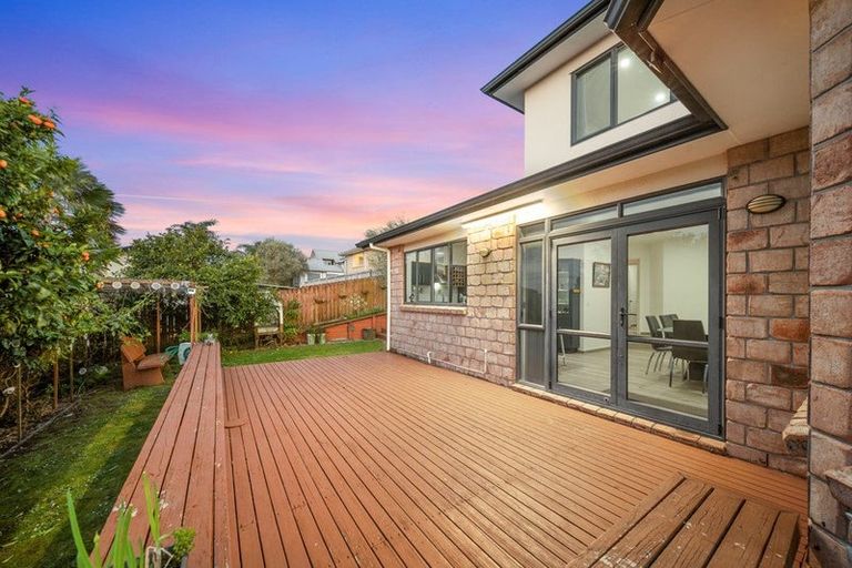 Photo of property in 7 Lamia Place, The Gardens, Auckland, 2105