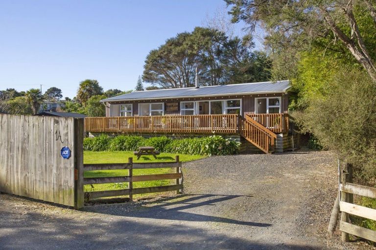 Photo of property in 1a Cross Street, Raglan, 3225