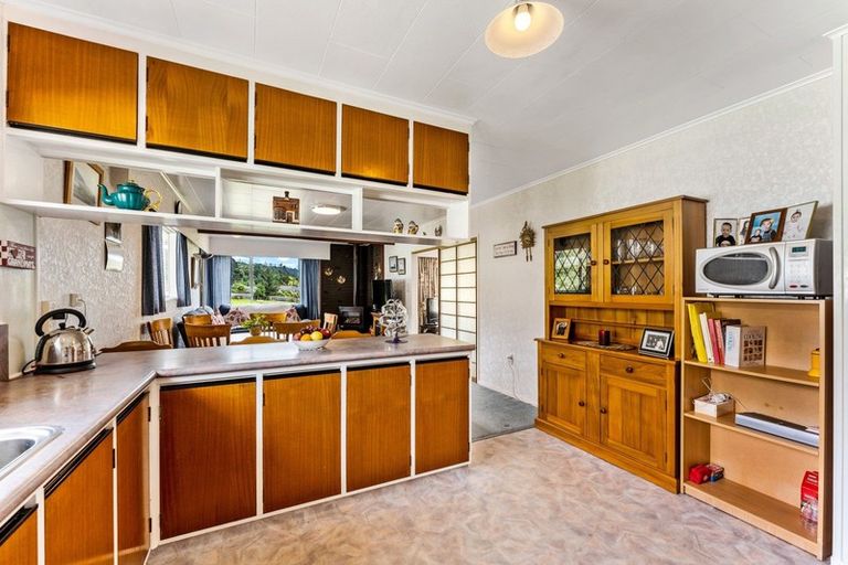 Photo of property in 20 Holland Street, Wainuiomata, Lower Hutt, 5014