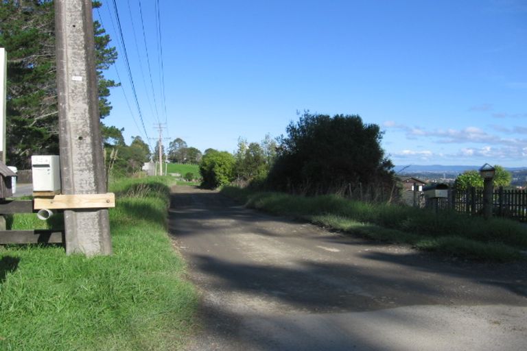 Photo of property in 32 Kewa Road, Albany Heights, Auckland, 0632