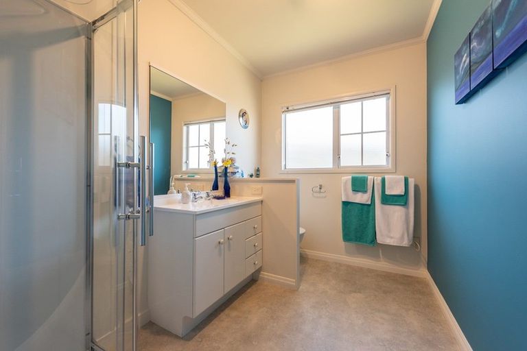 Photo of property in 11 Beach Haven Place, Paraparaumu Beach, Paraparaumu, 5032