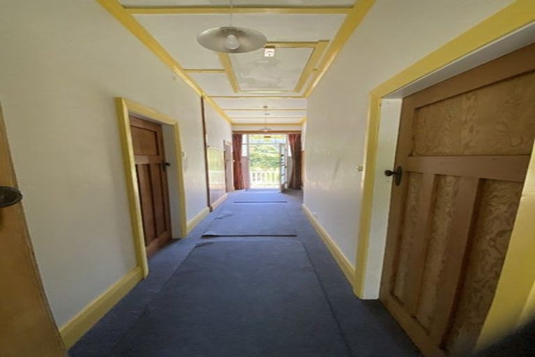 Photo of property in 69 Norway Street, Kelburn, Wellington, 6012