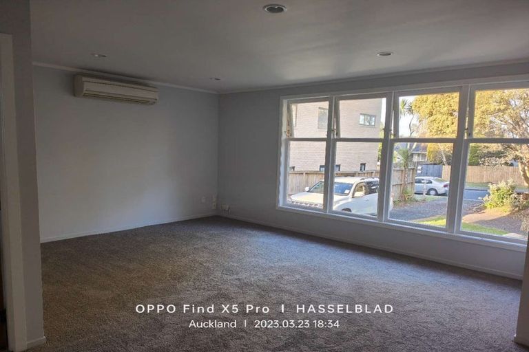 Photo of property in 38 Kervil Avenue, Te Atatu Peninsula, Auckland, 0610