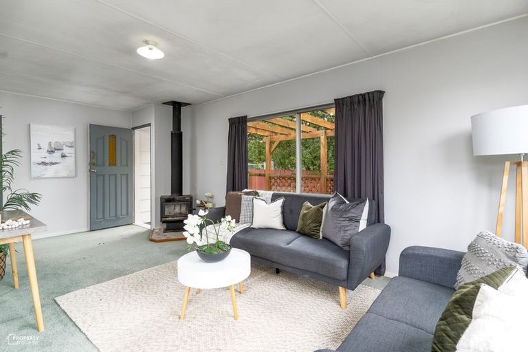 Photo of property in 38 Waite Street, Featherston, 5710