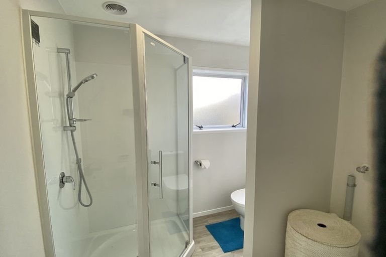 Photo of property in 3 Cornwall Street, Te Atatu South, Auckland, 0610