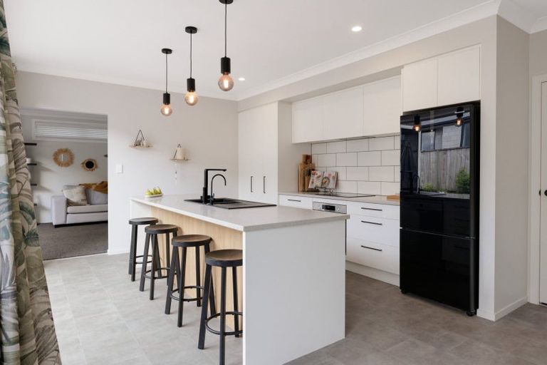 Photo of property in 20 Penetaka Heights, Pyes Pa, Tauranga, 3112