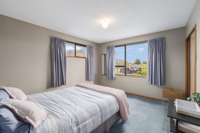 Photo of property in 8 Langham Place, Redwood, Christchurch, 8051
