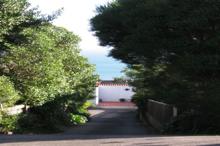 Photo of property in 120a Motuhara Road, Plimmerton, Porirua, 5026