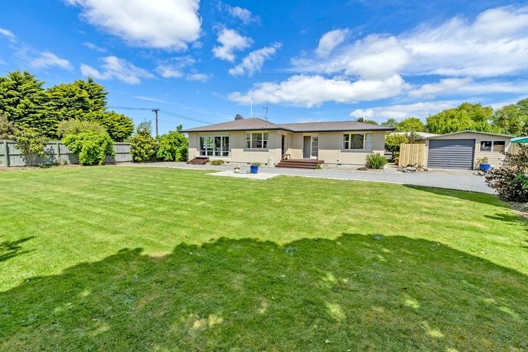 Photo of property in 43 Leeston Lake Road, Leeston, 7632