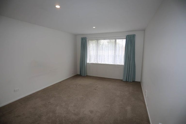 Photo of property in 2/72a Burwood Road, Burwood, Christchurch, 8083