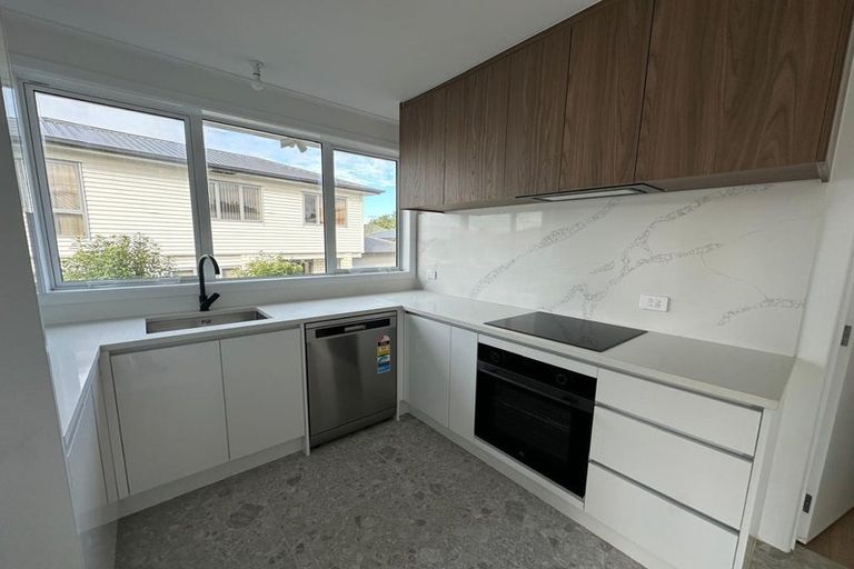 Photo of property in 43 Milan Road, Papatoetoe, Auckland, 2025