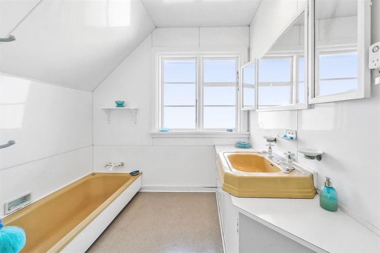 Photo of property in 66 Clyde Road, Ilam, Christchurch, 8041