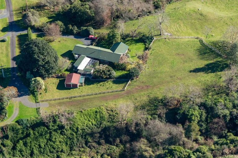 Photo of property in 529 Kane Street, Pirongia, 3802
