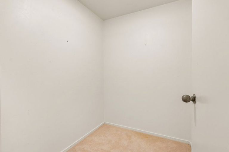 Photo of property in 11a Puriri Avenue, Orewa, 0931