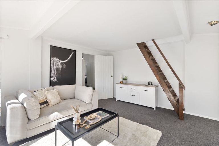 Photo of property in 33 Hornsby Street, Bishopdale, Christchurch, 8053