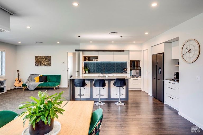 Photo of property in 52 Kenny Road, Te Awa, Napier, 4110