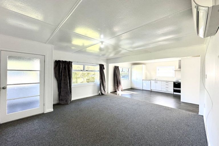 Photo of property in 90 Centennial Avenue, Waitara, 4320
