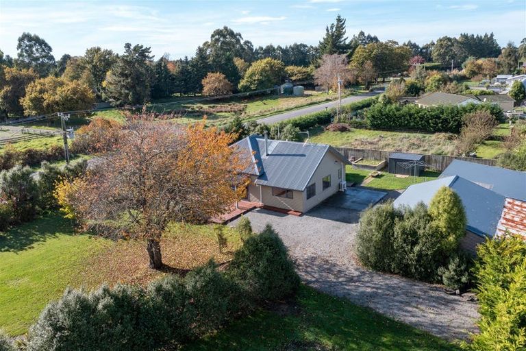 Photo of property in 1479 North Eyre Road, West Eyreton, Rangiora, 7475