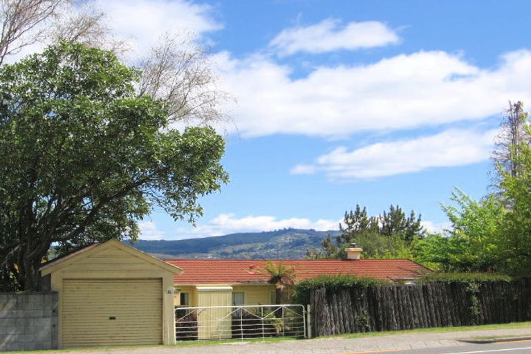 Photo of property in 171 Lake Terrace, Hilltop, Taupo, 3330