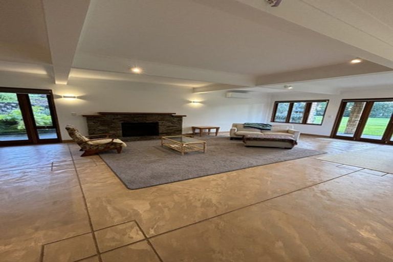 Photo of property in 135 Taiapa Road, Muriwai, Waimauku, 0881