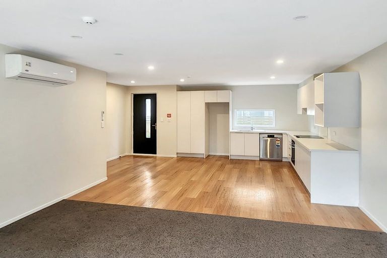 Photo of property in 11/55 Britannia Street, Petone, Lower Hutt, 5012