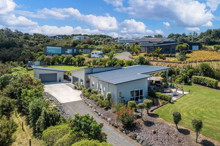 Photo of property in 32 Arabella Lane, Snells Beach, 0920