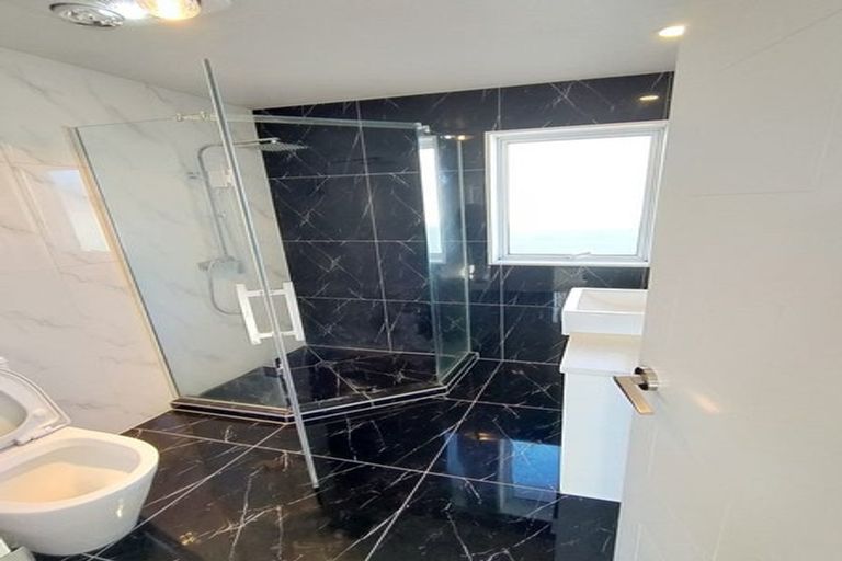 Photo of property in 75 Rosewell Crescent, Flat Bush, Auckland, 2019