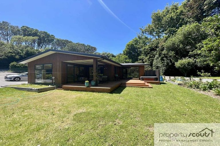 Photo of property in 94 Eliot Street, New Plymouth, 4310