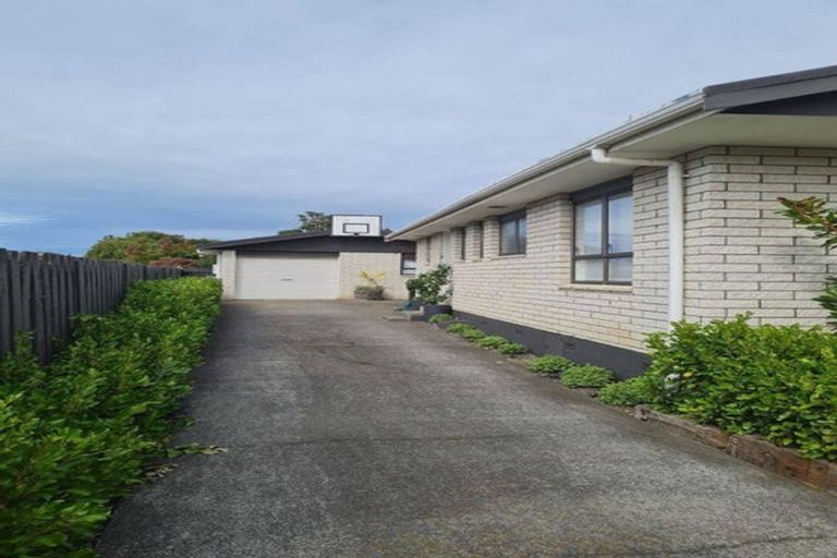 Photo of property in 4 Akepiro Place, Tawhero, Whanganui, 4501