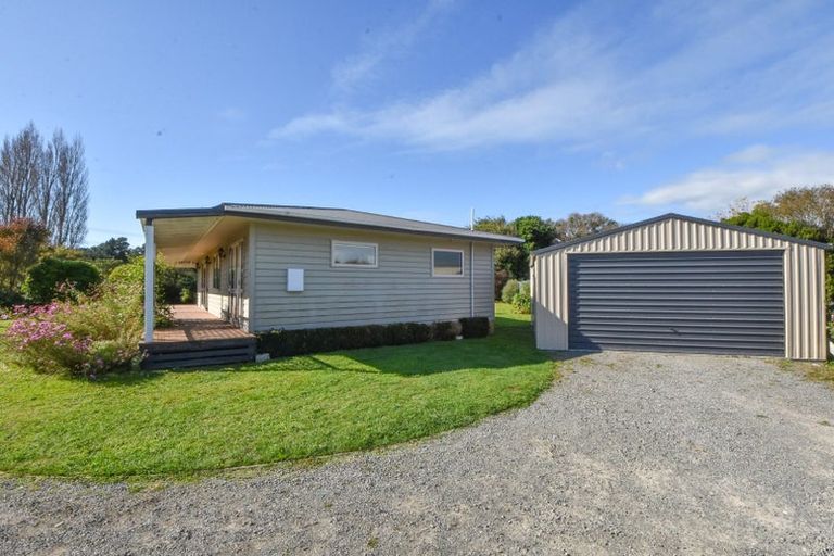 Photo of property in 44 Richmond Road, Carterton, 5713
