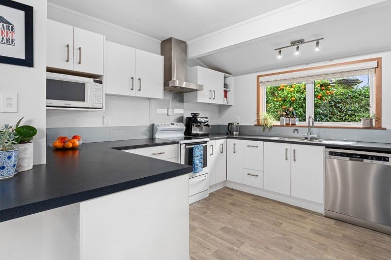 Photo of property in 11 Sharyn Place, Brookfield, Tauranga, 3110