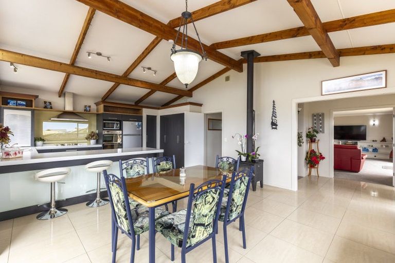 Photo of property in 70 Bayly Road, Blagdon, New Plymouth, 4310