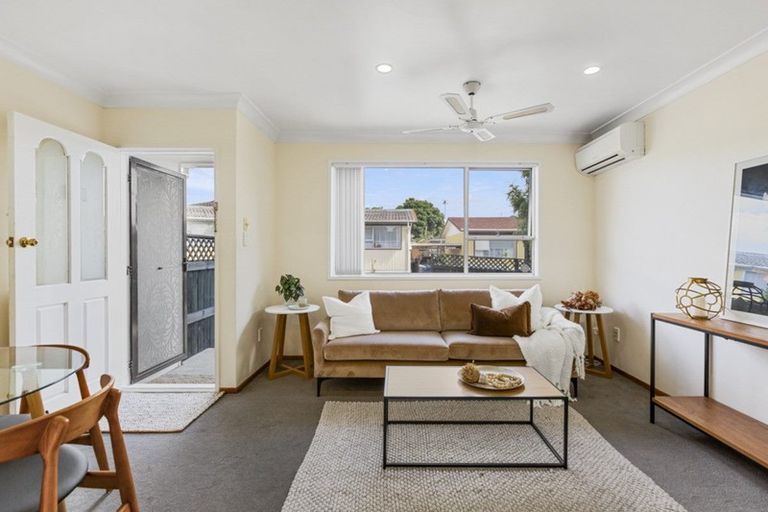 Photo of property in 1/39 Gardner Avenue, New Lynn, Auckland, 0600