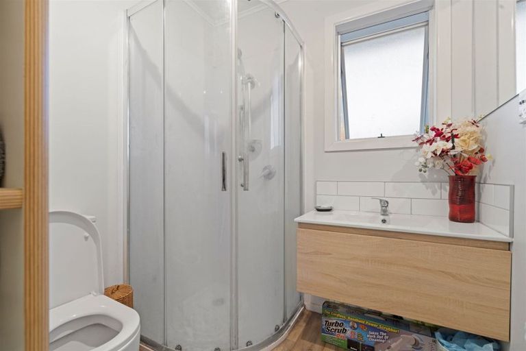 Photo of property in 38 Thompson Terrace, Manurewa, Auckland, 2102