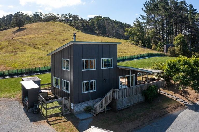 Photo of property in 27 Lett Road, Snells Beach, 0920